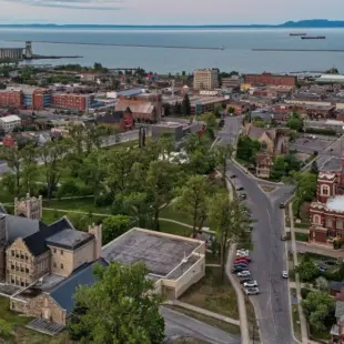 Landscape thunder bay on web VT HR Adobestock