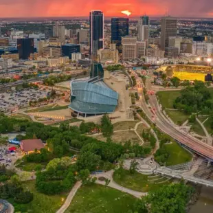 Landscape winnipeg mb web VT HR Adobestock