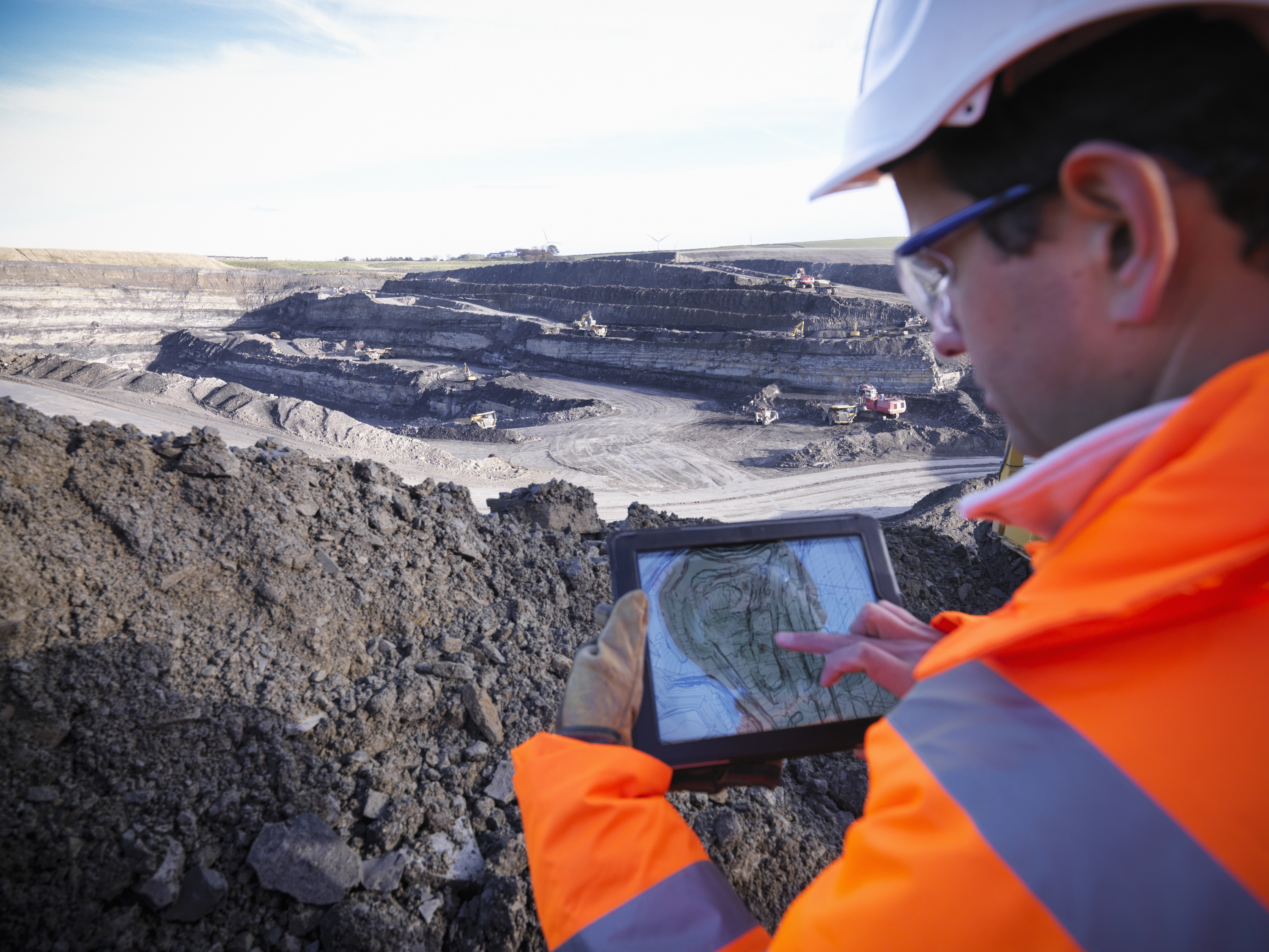 Mm open pit employee tablet hz lr