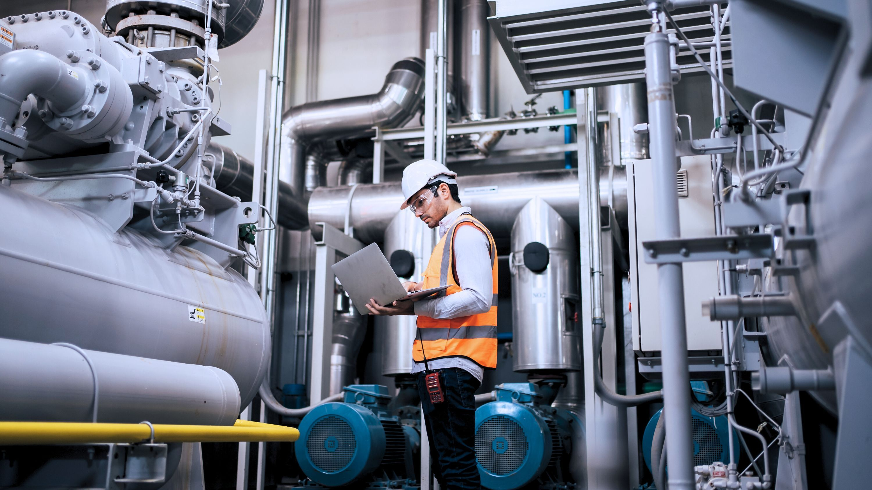Indust plant piping employee laptop decarbonization make energy effiency your first fuel hz lr