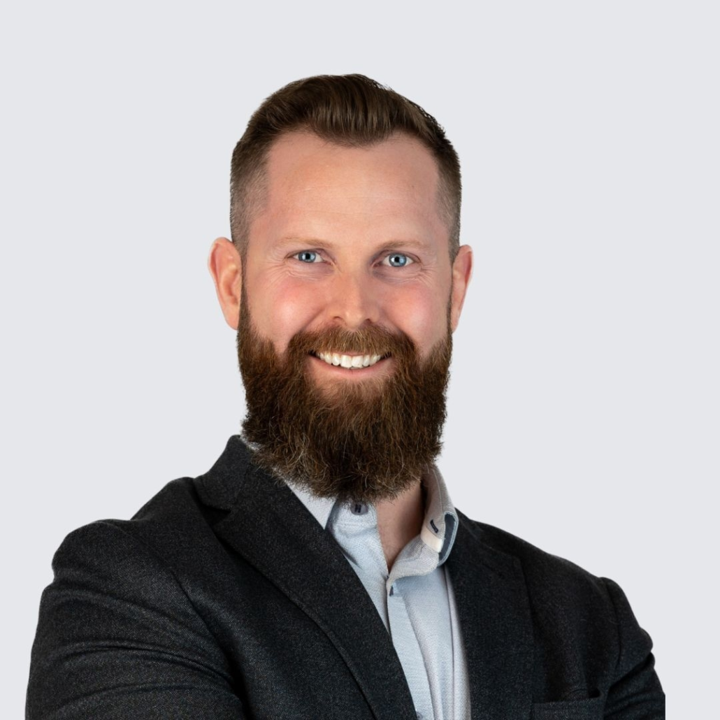 Pr employee men landin sanregret retouch web SQ LR BBA