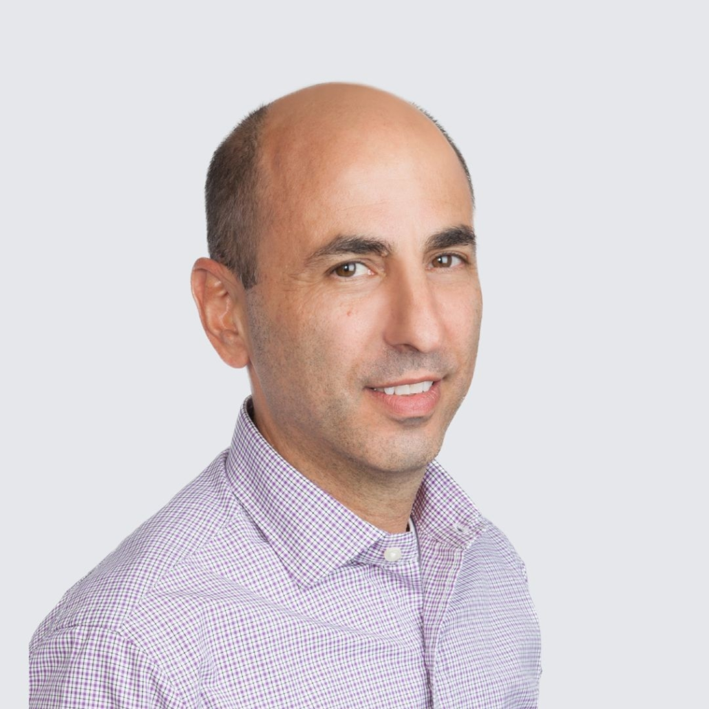 Pr employee men gustavo marjovsky retouch web SQ LR BBA