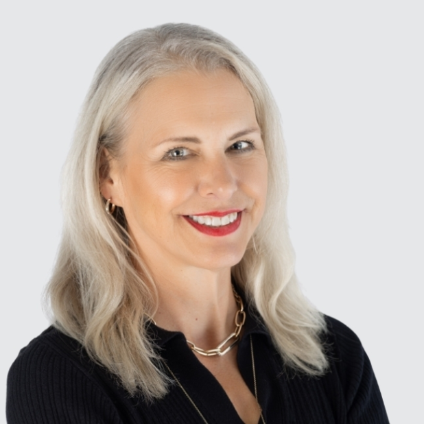Pr employee women susan eick retouch web SQ LR BBA