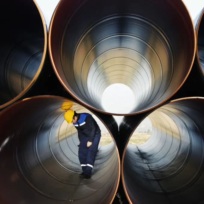 Process safety - Man in large pipes